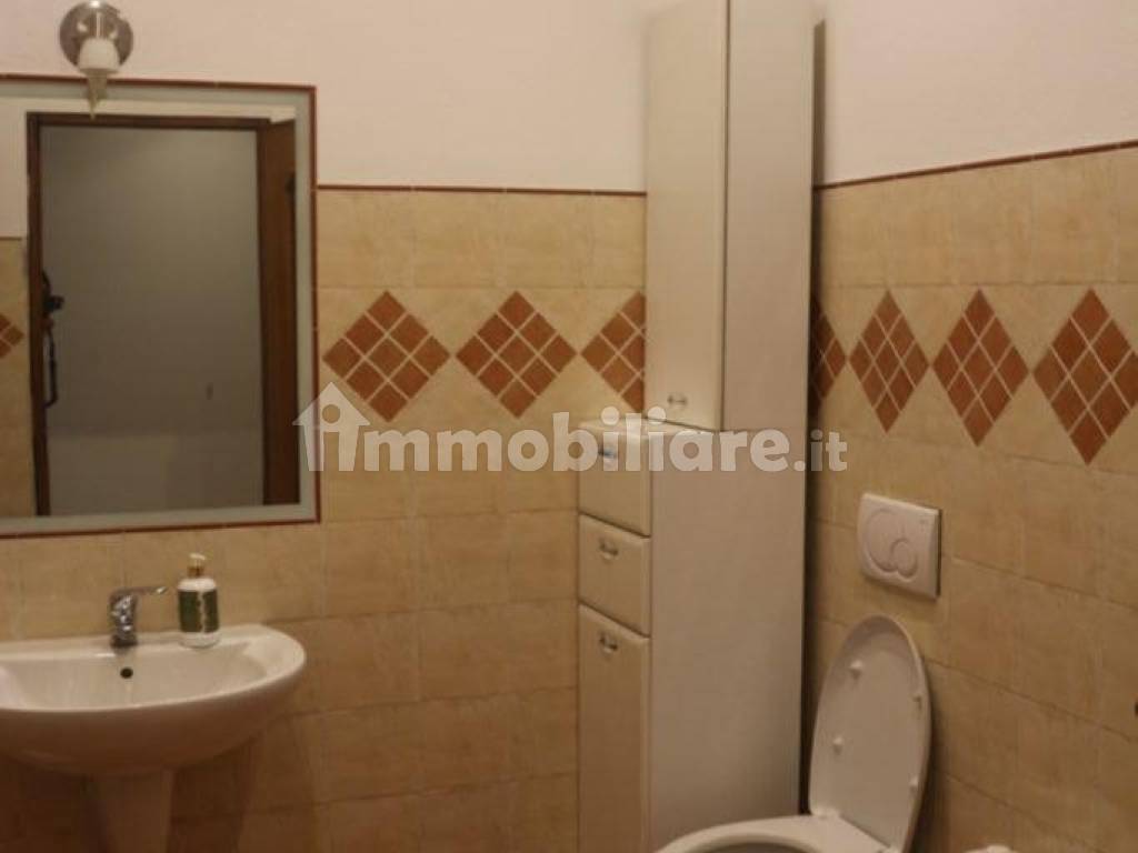 Bagno moderno della villa di Castelnuovo Don Bosco