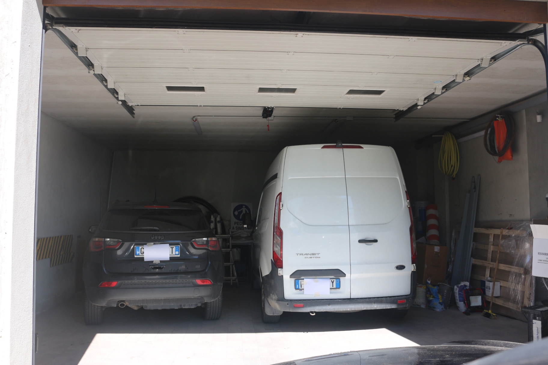 Large double garage of the Castelnuovo property