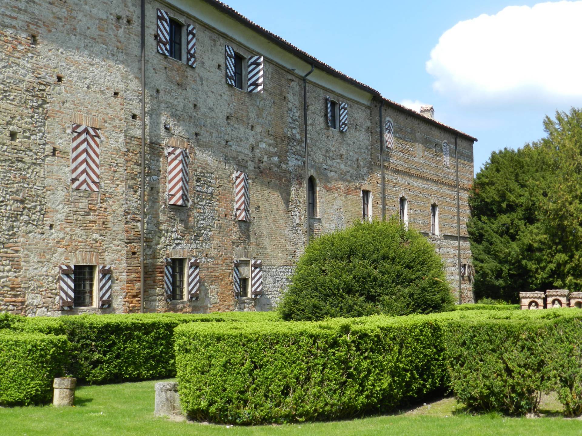 Castello di Montiglio Monferrato